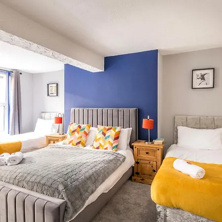 Апартаменти Central, Contractors, Families, Free Parking By Prescott Apartments Бристоль