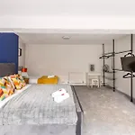 Central, Contractors, Families, Free Parking By Prescott Bristol