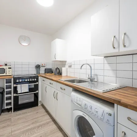 Central, Families, Contractors, Free Parking By Prescott Apartment