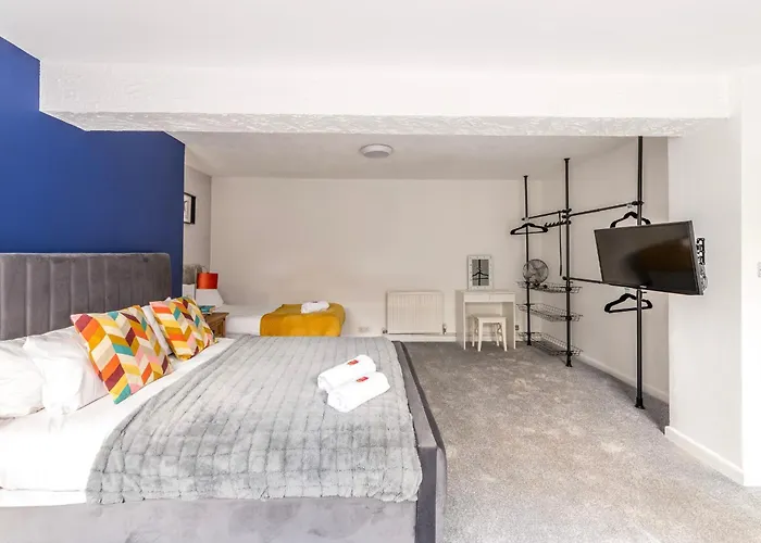 Central, Families, Contractors, Free Parking By Prescott Apartments Bristol